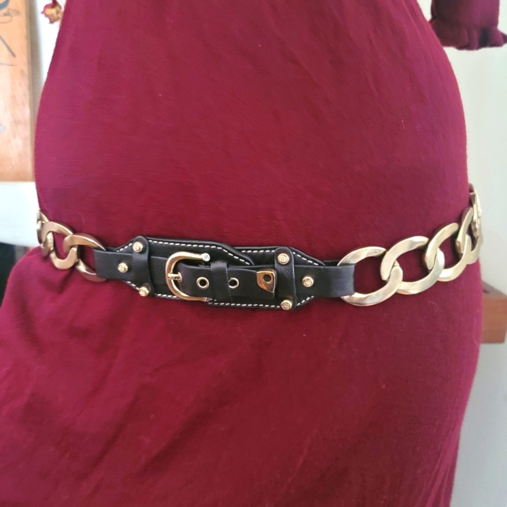 Juicy Couture Zinc & Leather Fashion Belt